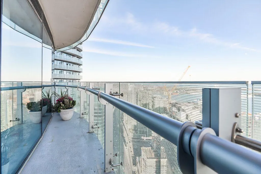 Downtown Toronto 56Th Floor Furnished Rental Monthly Available 0*,  Canada