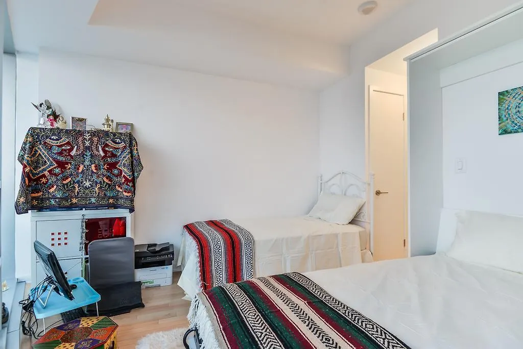 Downtown Toronto 56Th Floor Furnished Rental Monthly Available Apartment