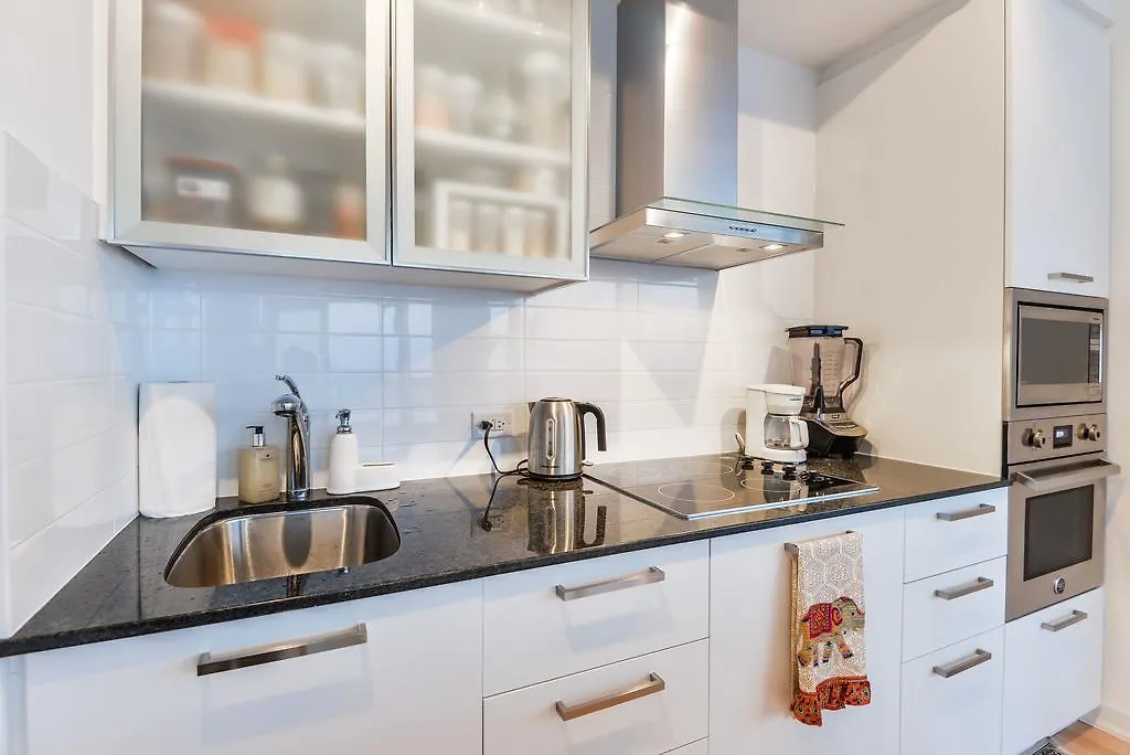 Downtown Toronto 56Th Floor Furnished Rental Monthly Available